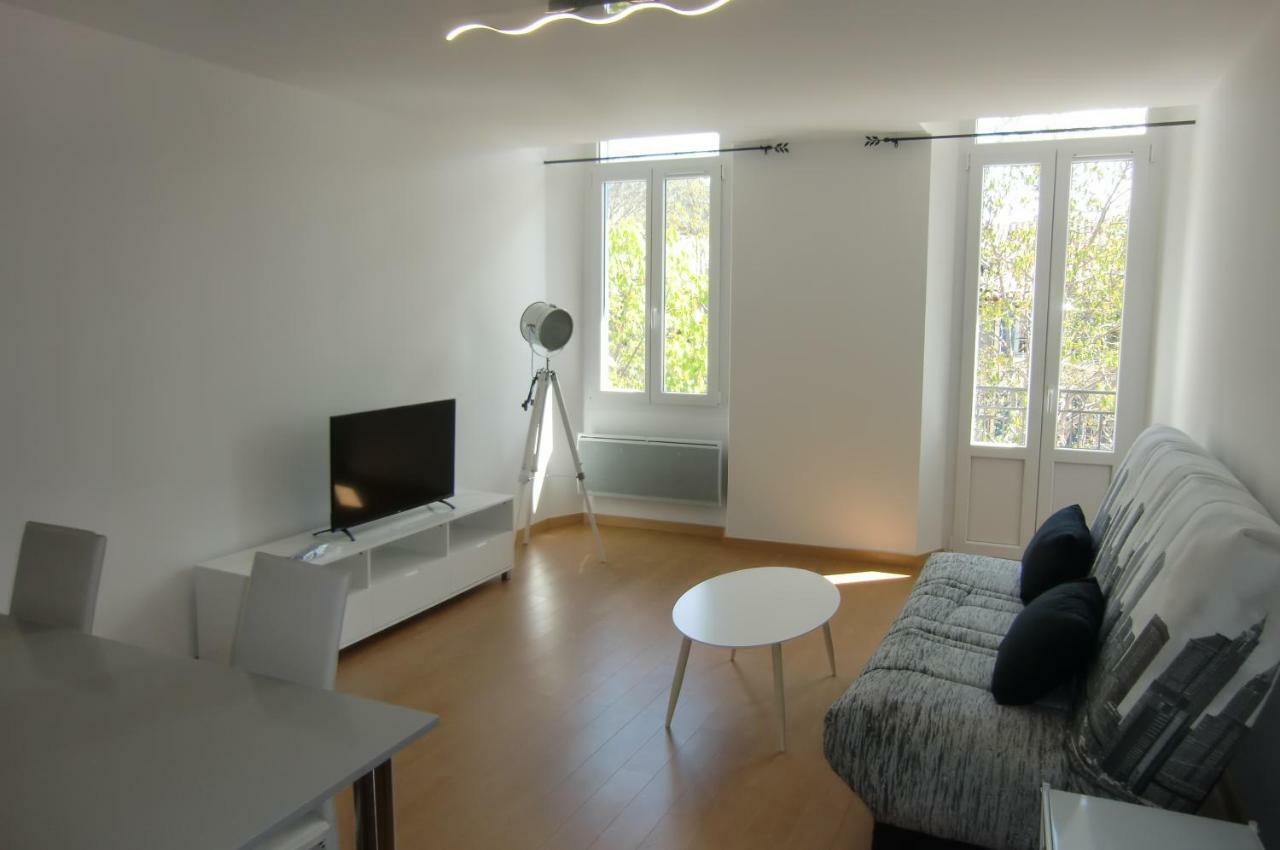 La Fontaine Apartment Aups Ngoại thất bức ảnh